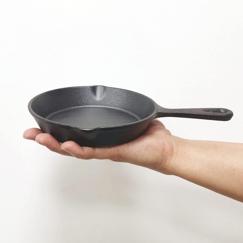6-дюймовая чугунная сковорода  – обзор и цена Cast Iron Skillet